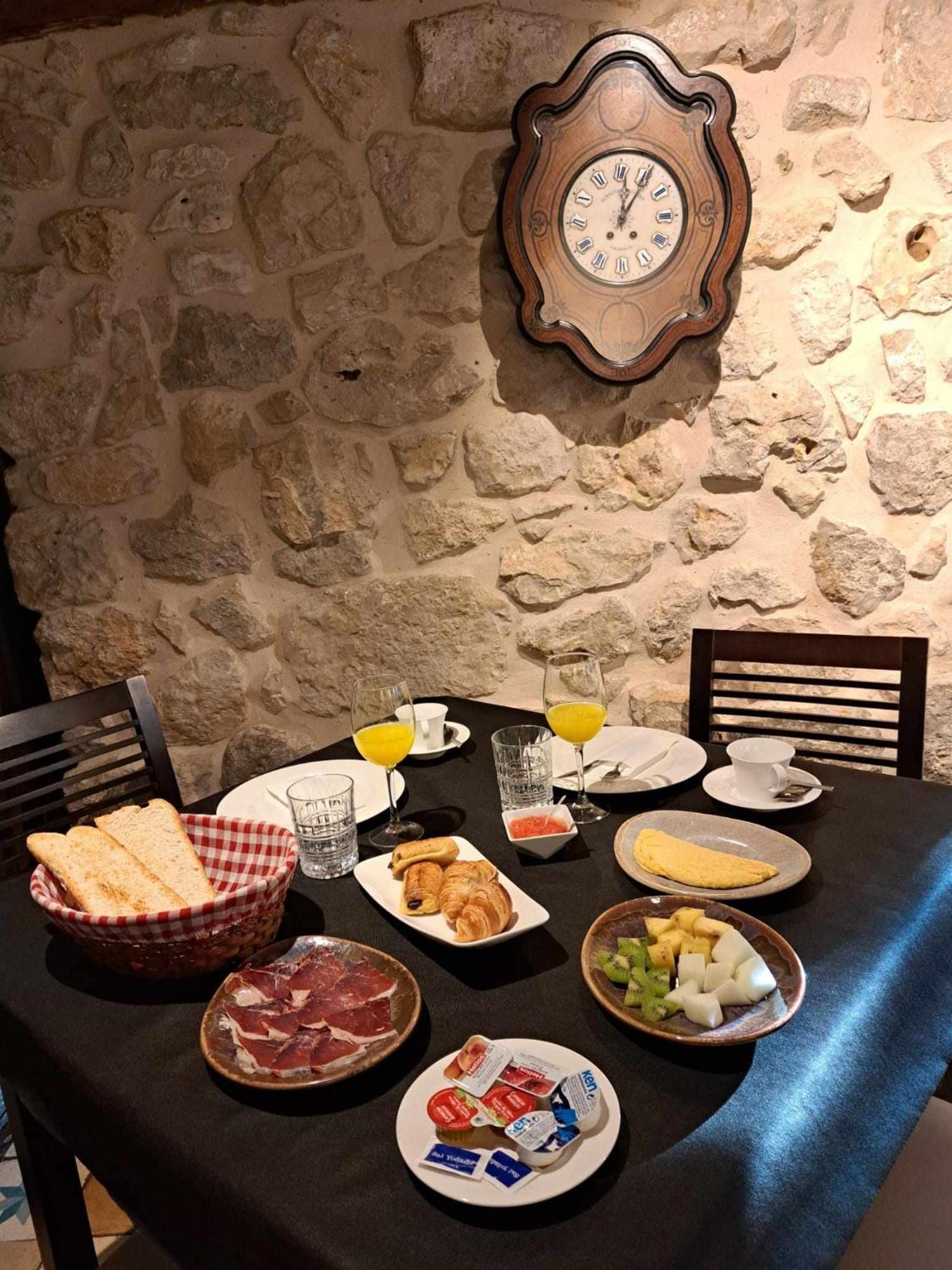 Concejo Hospederia Hotel Valoria la Buena Eksteriør billede