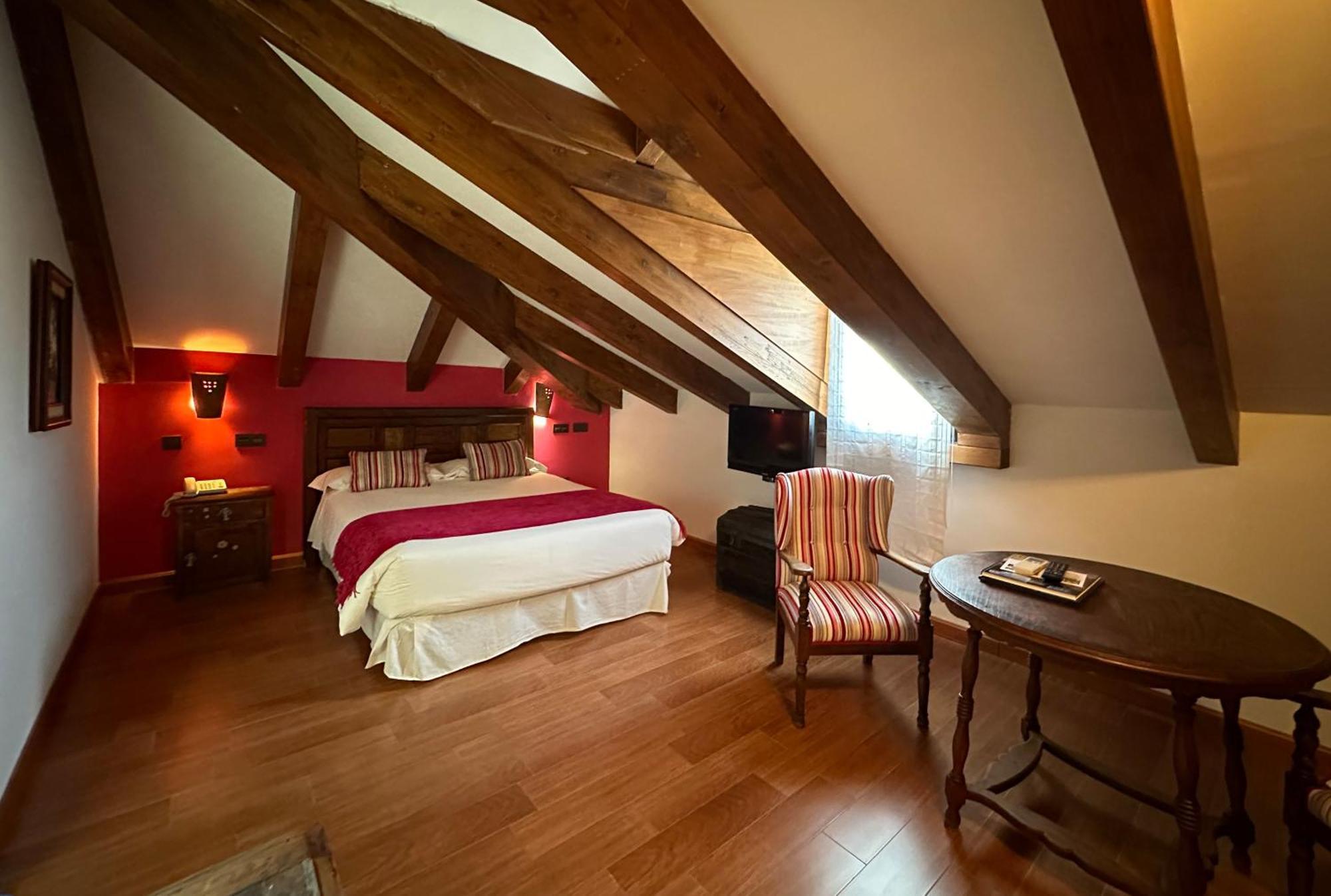 Concejo Hospederia Hotel Valoria la Buena Eksteriør billede